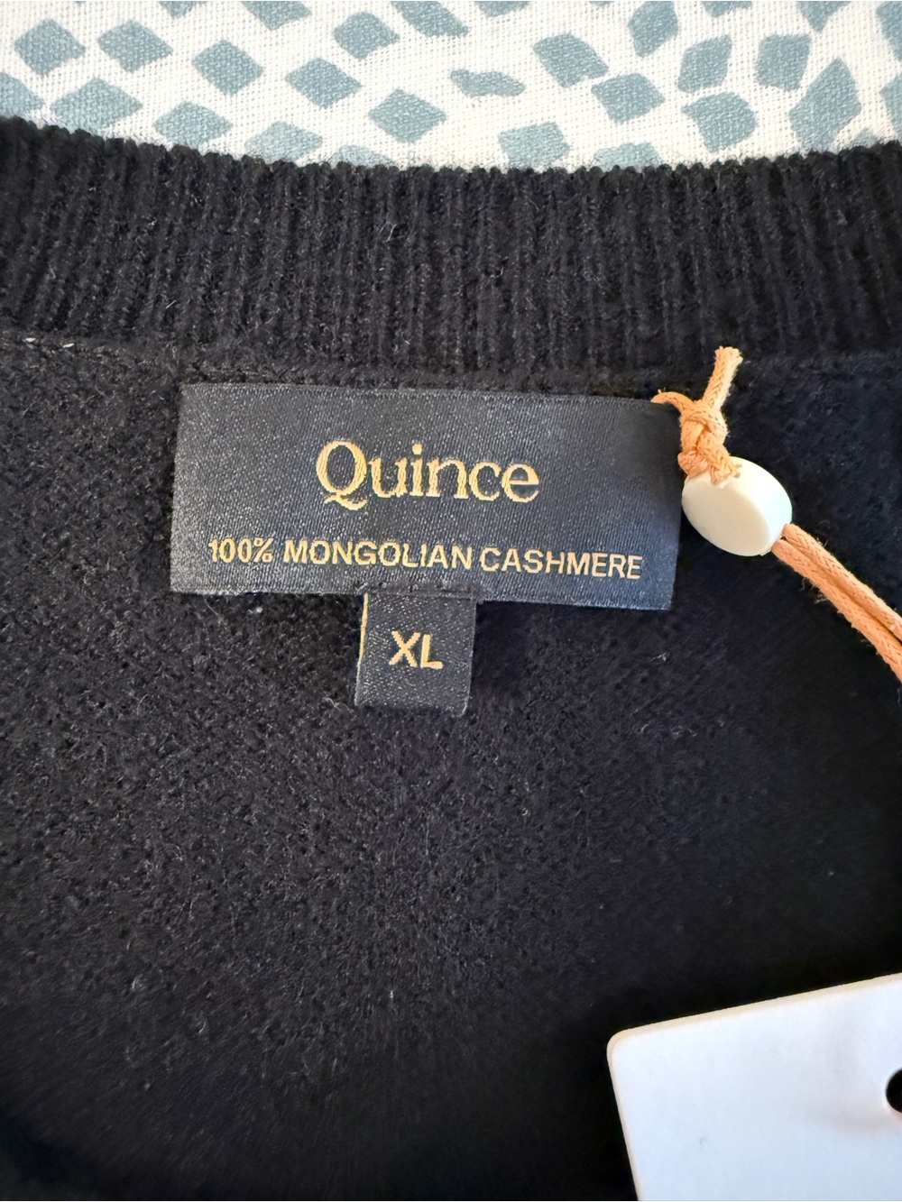 Quince | Black Mongolian Cashmere Tee - Picture 5 of 11